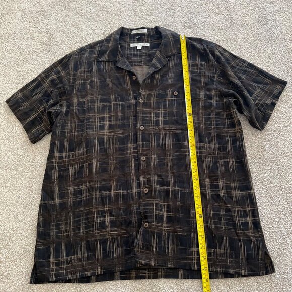 Geoffrey Beene washable silk crisscross plaid pattern black & brown button up - Picture 4 of 7